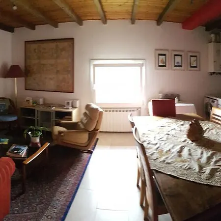 Cherry House Bed & Breakfast *
