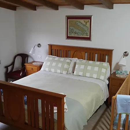 Cherry House Bed & Breakfast *